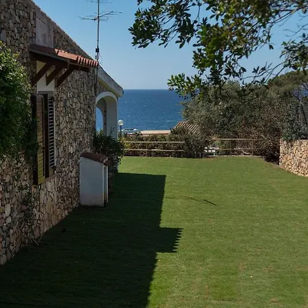 Villa Nuova Su Strintu
